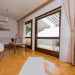 Pinery Apartment