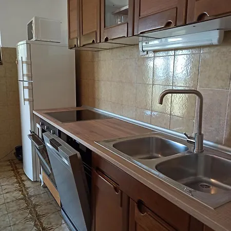 Pinery アパート *