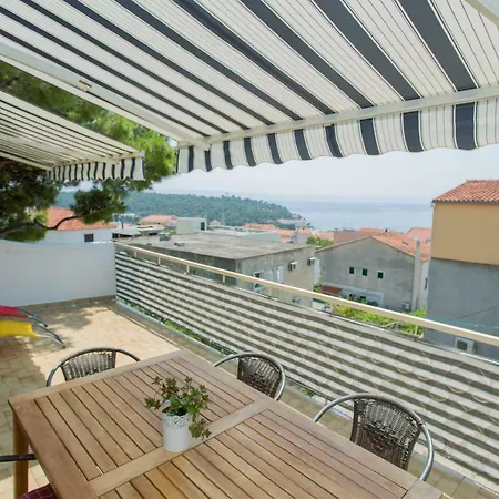 Pinery マカルスカ