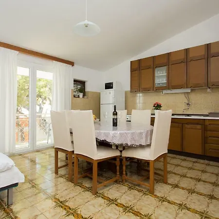 Pinery マカルスカ