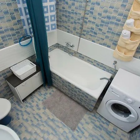 アパート Pinery マカルスカ